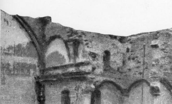 Interior de l'església de Sant Pere després de la seva destrucció durant la Guerra Civil