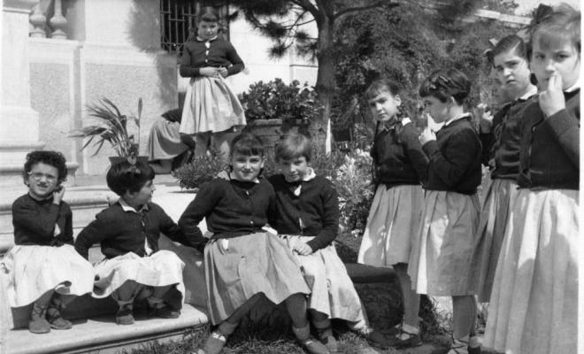 Grup de nenes a l'alberg