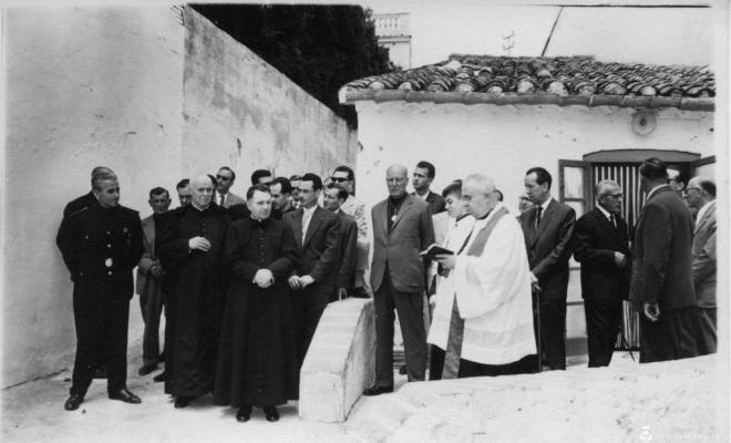 Acte religiós al carrer de Sant Francesc d'Assís