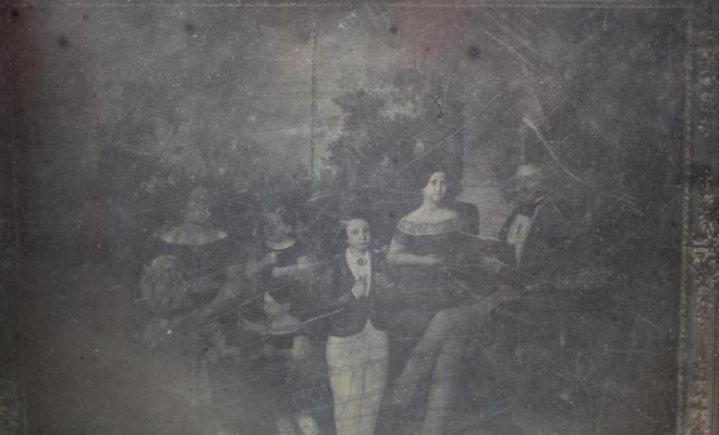 Retrat d'una família de sis membres