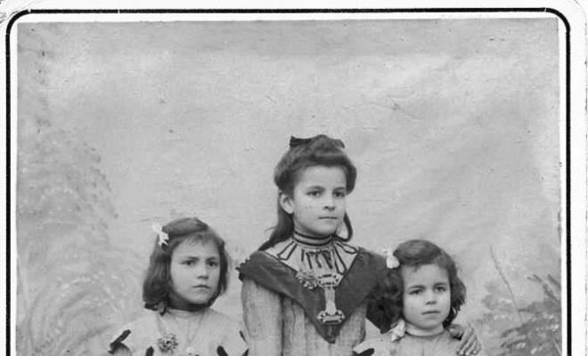 Filles de Joan Millet Pagès i Antonieta Maristany Colomer