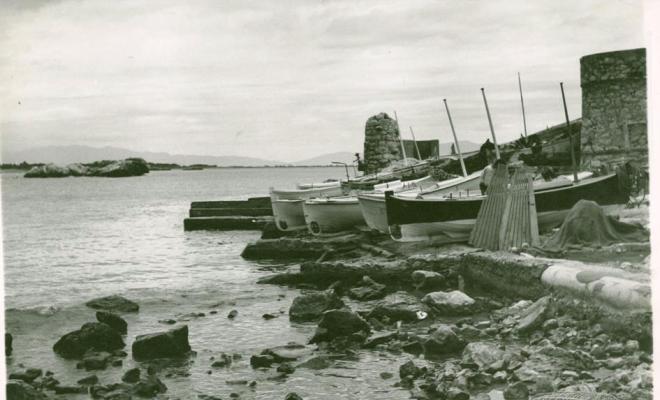 Barques de pesca a la zona de Roses (Alt Empordà)