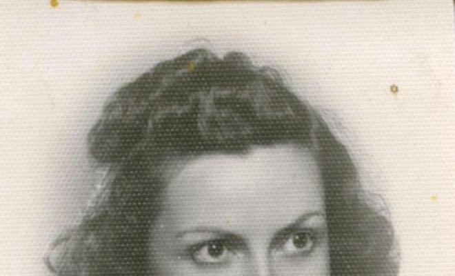 Retrat de Teresa Torres i Casals
