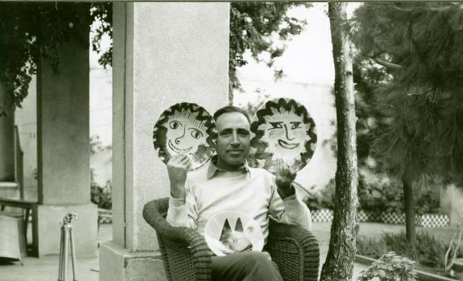 Joan Comellas Maristany al jardí de casa seva