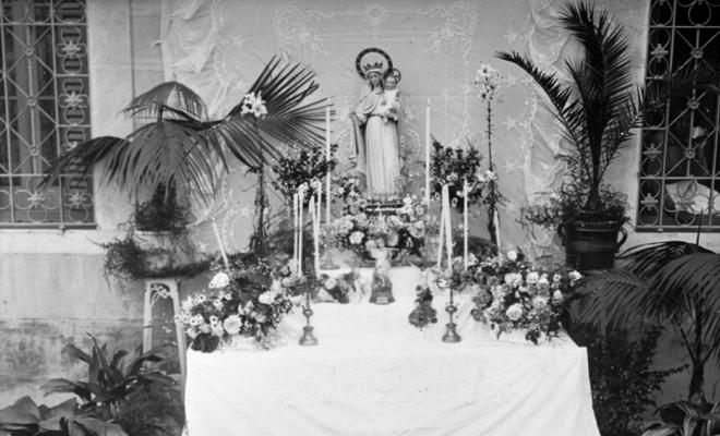 Altar al carrer el dia de Corpus