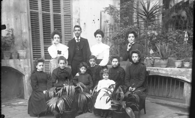 Retrat de la família López en un pati