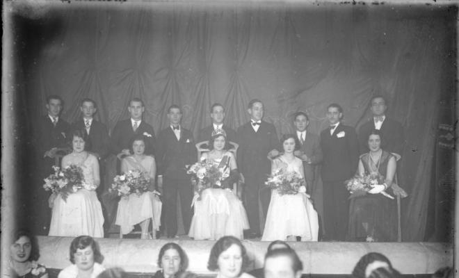 Concurs de bellesa al teatre del Casino?