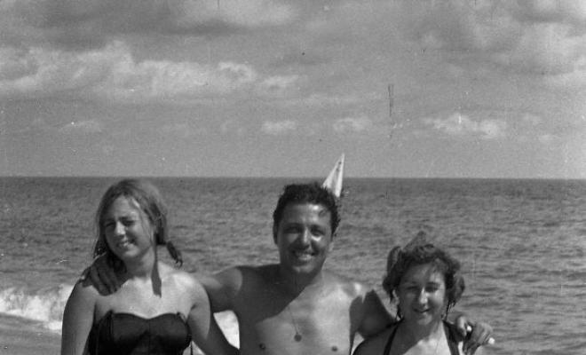 Banyistes a la platja