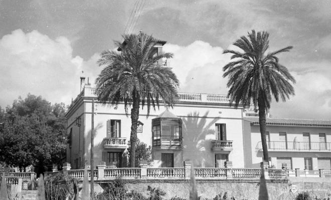 Cases-torres particulars a la riera d'Alella