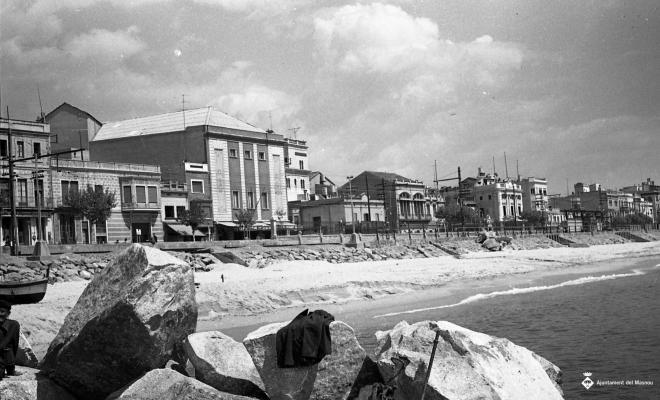 Platja i façana marítima