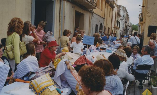 Setena trobada de puntaires durant la Festa Major de Sant Isidre