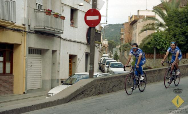 Moment del pas per la Palma de la 85 Volta Ciclista Catalunya