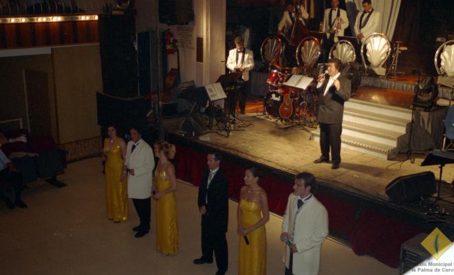 Ball a la sala de l'Aliança durant la Festa Major