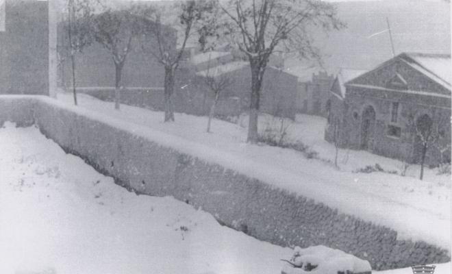 L'Aliança Palmarenca des de la carretera després de la gran nevada de 1962