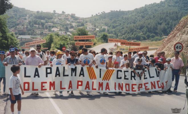 Manifestació a favor de la segregació de la Palma del municipi de Cervelló