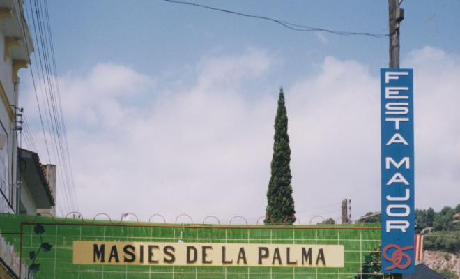 Festa Major de Santa Maria. Decoració del carrer Santa Maria (masies de la Palma)
