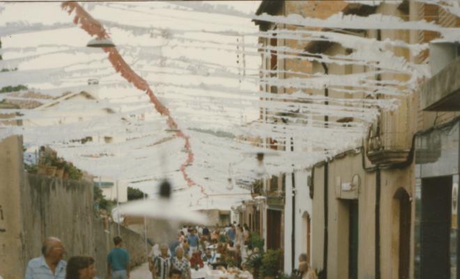 Festa Major de Santa Maria. Entaulada al carrer Santa Maria