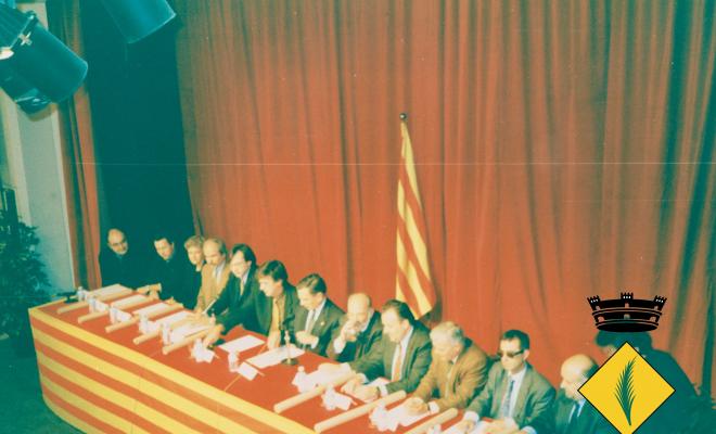 Acte de constitució del nou Ajuntament de la Palma independent. Taula d'autoritats