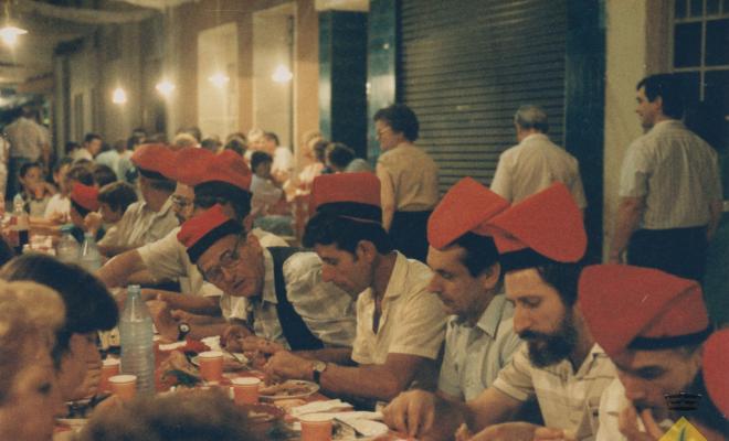 Sopar de Festa Major al carrer Santa Maria