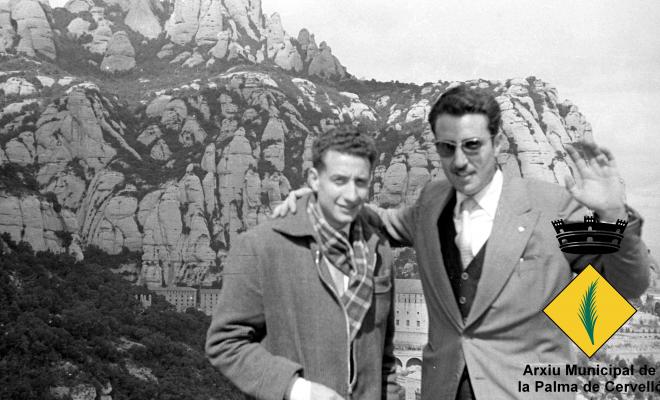 Joan Pi Tintoré i Josep Noguero Roca amb el monestir de Montserrat al fons