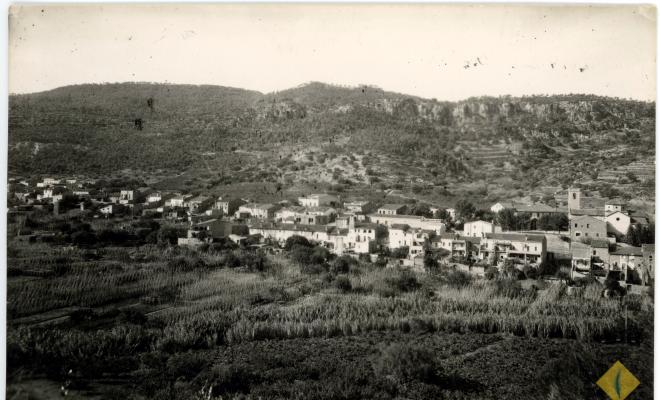 Vista de la Palma de Cervelló des de la masia de Can Llopart