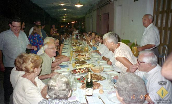 Sopar de Festa Major al carrer Santa Maria