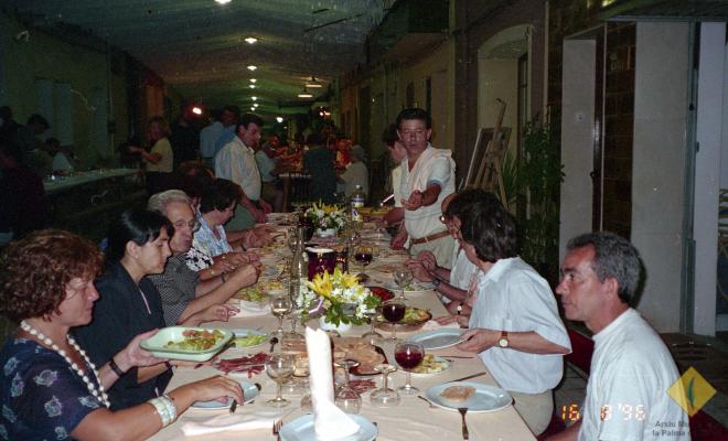Sopar de Festa Major al carrer Santa Maria