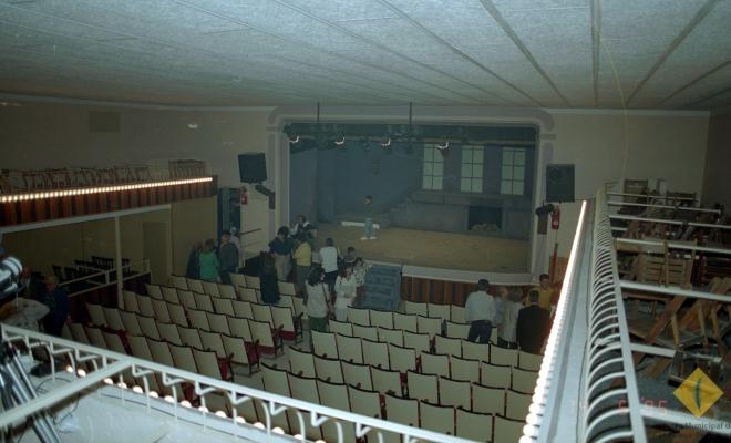 Públic a la platea de la Societat Aliança Palmarenca
