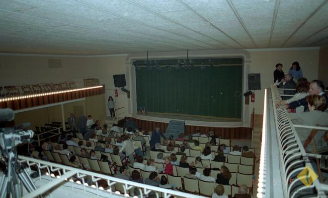 Públic a la platea de la Societat Aliança Palmarenca