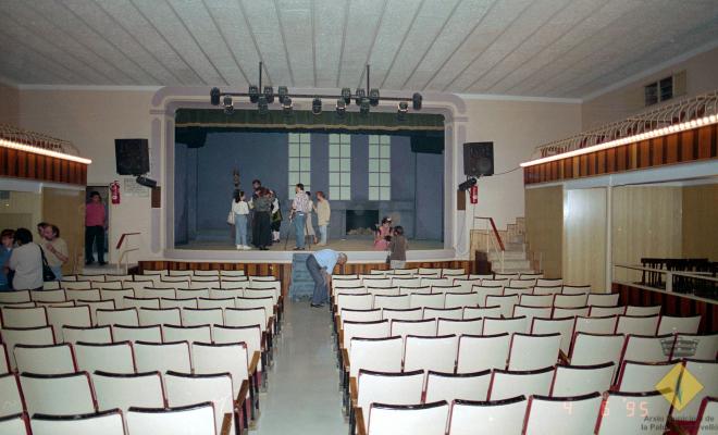 Assaig de representació teatral a la seu de la Societat Aliança Palmarenca