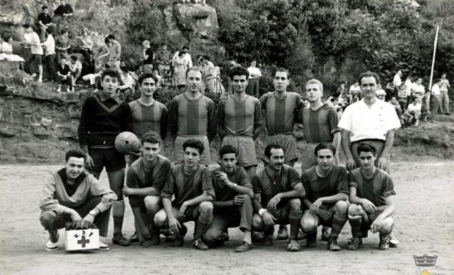 Equip de futbol de la Unió Esportiva la Palma abans de l'inici d'un partit