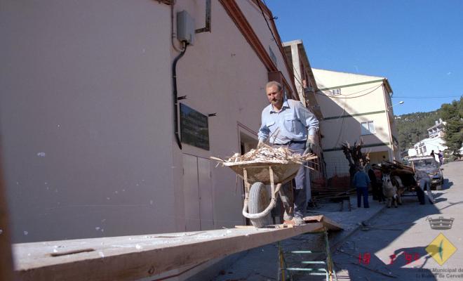 Retirada de la runa durant les obres de manteniment de l'Aliança Palmarenca