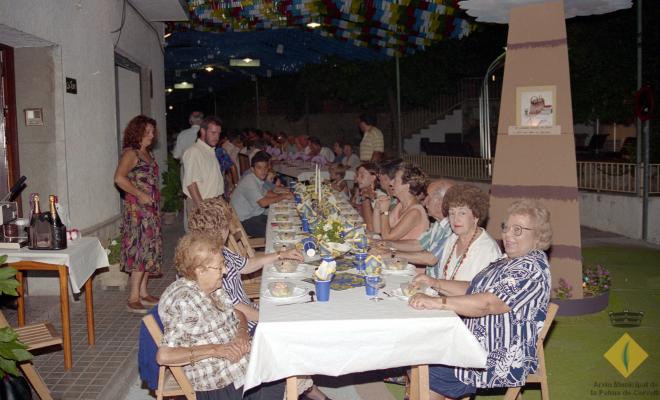 Sopar de Festa Major al carrer Santa Maria