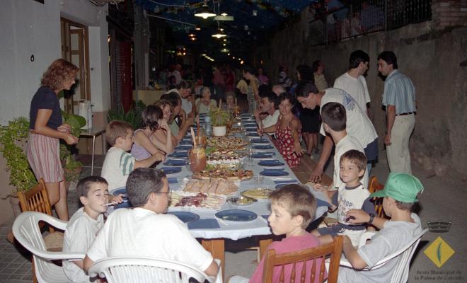 Sopar de Festa Major al carrer Santa Maria