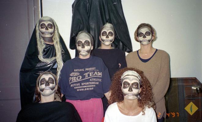 Curs de maquillatge per actors a la seu de l'Aliança Palmarenca