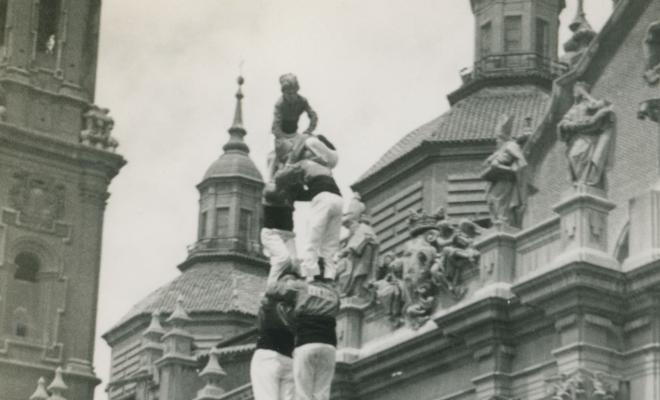 Castells a la plaça del Pilar de Saragossa