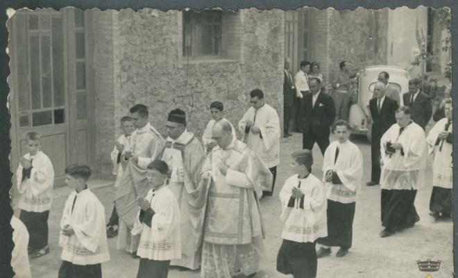 Processó passant per davant de l'Aliança