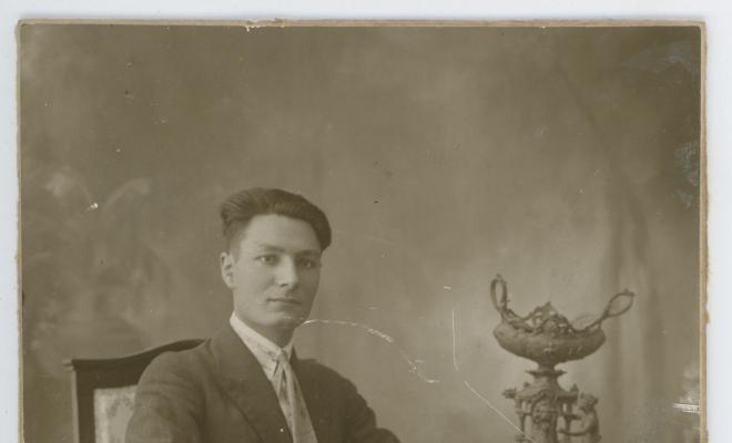 Retrat d'estudi d'Agustí Tintoré Obiols