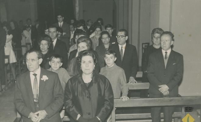 Convidats al casament de Josep Parés a l'església de Santa Maria de la Palma