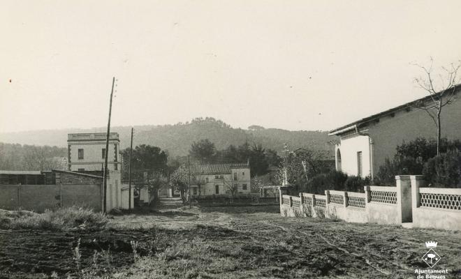 Carrer Mare de Déu de Montserrat entre Ferran Muñoz i Torres Vilaró