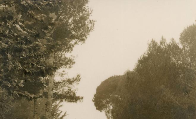 El carrer Pineda en confluència amb la carretera de Gavà a Olesa