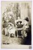 Retrat de grup al balneari de Vichy (França). Personatges: Pau Maria Turull Fournols (dret a l'esquerra).