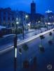 La plaça del Doctor Robert de nit