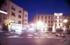 Encreuament del passeig de la Plaça Major amb el passeig Manresa i el carrer Palanca de nit