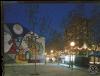 La ronda Zamenhof amb les decoracions de Nadal de nit