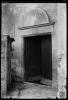 Portal de l'església de la parròquia de Sant Vicenç de Jonqueres. Sabadell