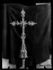 Creu processional amb Jesús crucificat i els quatre evangelistes