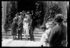 Convidats al doble casament, Artur Arús Trias amb Ramona Bros Pinosa, i Pau Maria Llonch Gambús amb Dolors Arús Trias, a l'església de la Concepció de Barcelona.