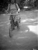 Elisabet Cabanas en bicicleta.