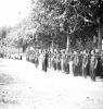 Fira de setembre. Desfilada i actes politicomilitars, a l'actual Parc de l'Hort de l'Abat-Jardins del Paga-li Joan.
